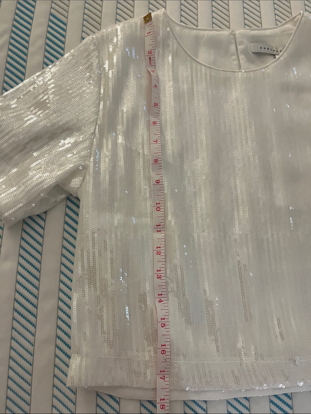 Endless Rose White Sequin Crop Top size small - Picture 9 of 9